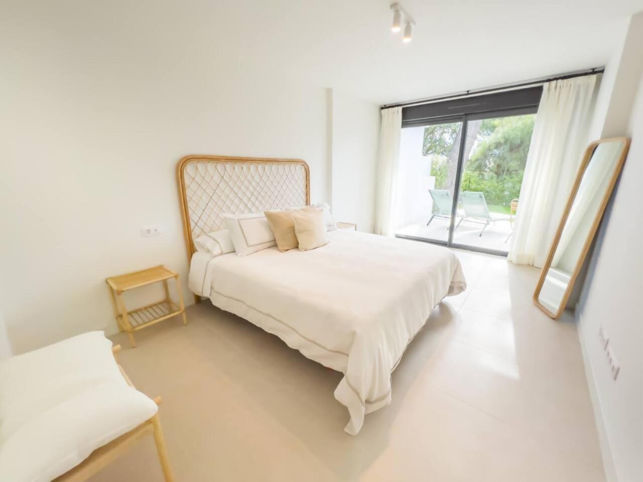 마르베야 Bajo Con Jardin En La Milla De Oro 아파트 외부 사진
